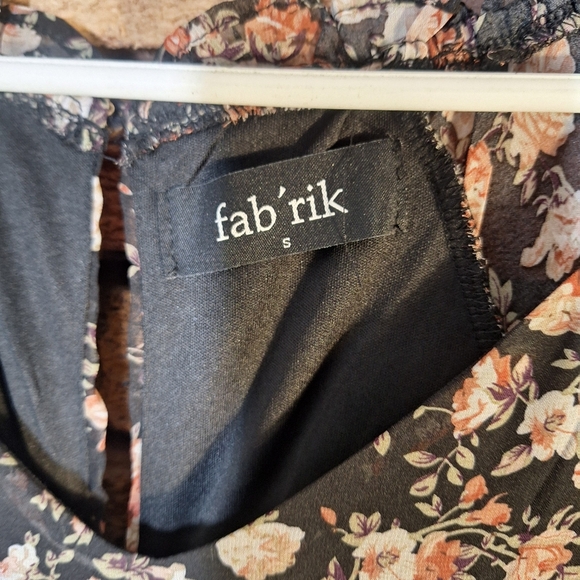 Fab'rik Small Black Floral Long Sleeve Ruched Dress - Picture 4 of 8